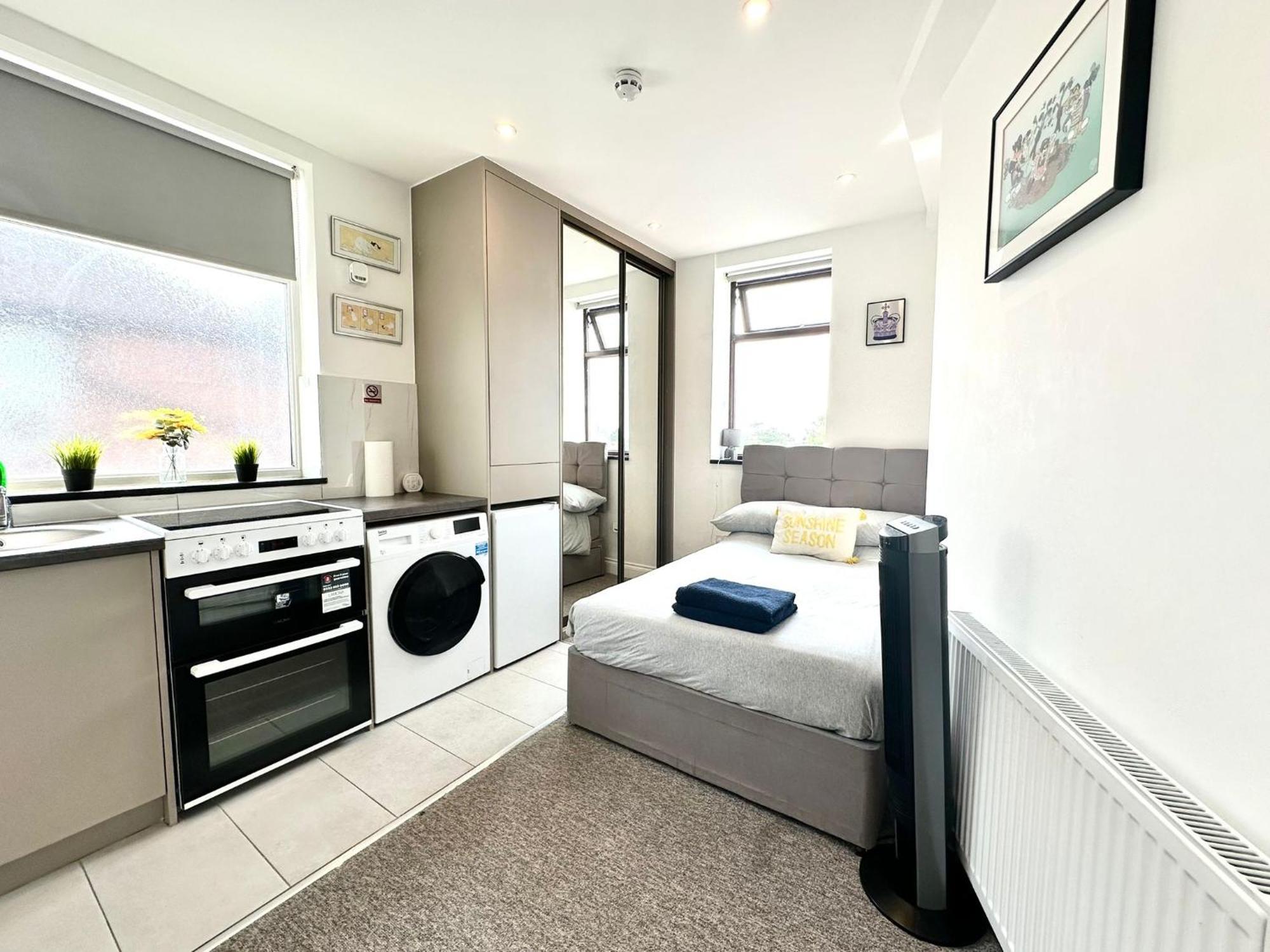 Unique Modern, Private Apartment,15 Mins To Central London Hendon Esterno foto